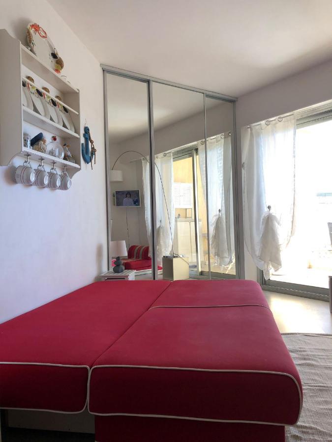 Charmant Studio A Cros De Cagnes Exterior foto